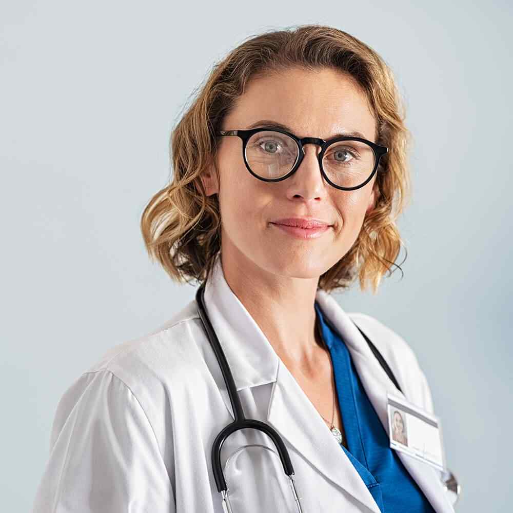https://drsamdany.com/wp-content/uploads/2021/08/team_03.jpg